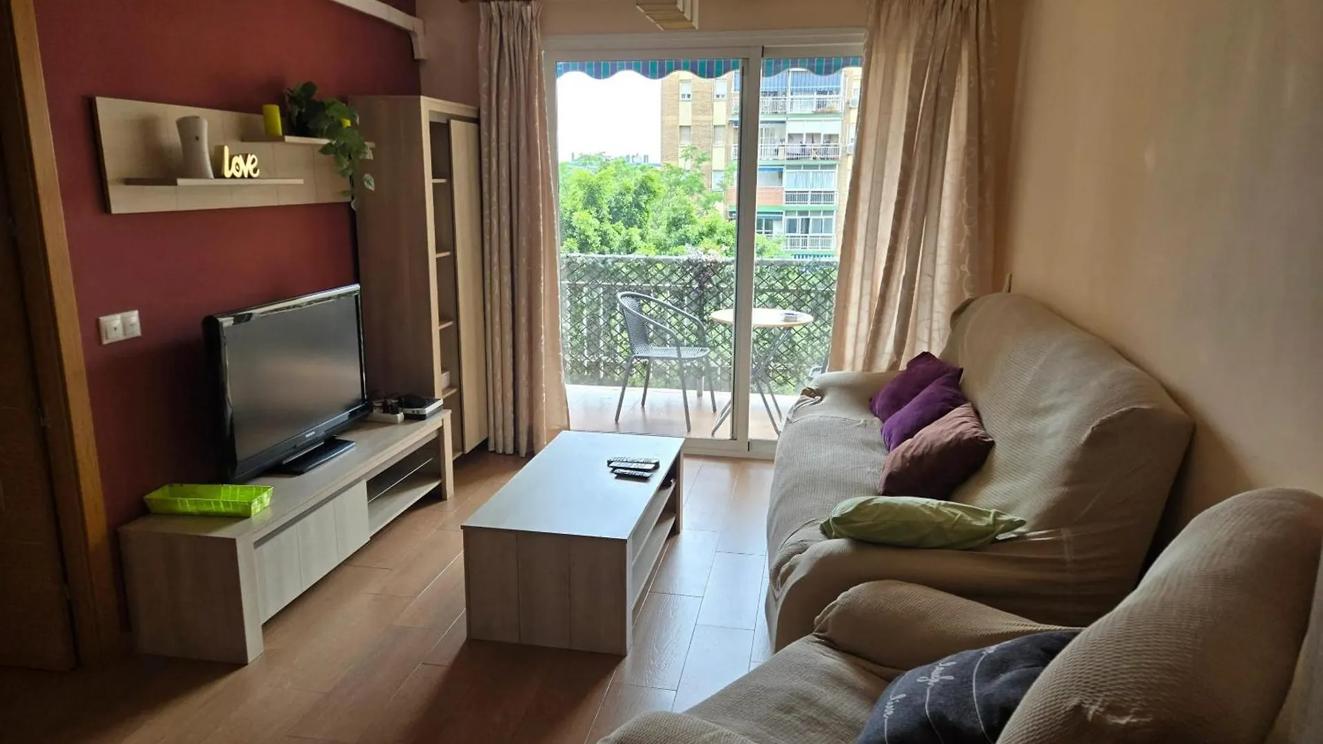 Comfortable Apartment In Malaga With Balcony And City View 81 M²